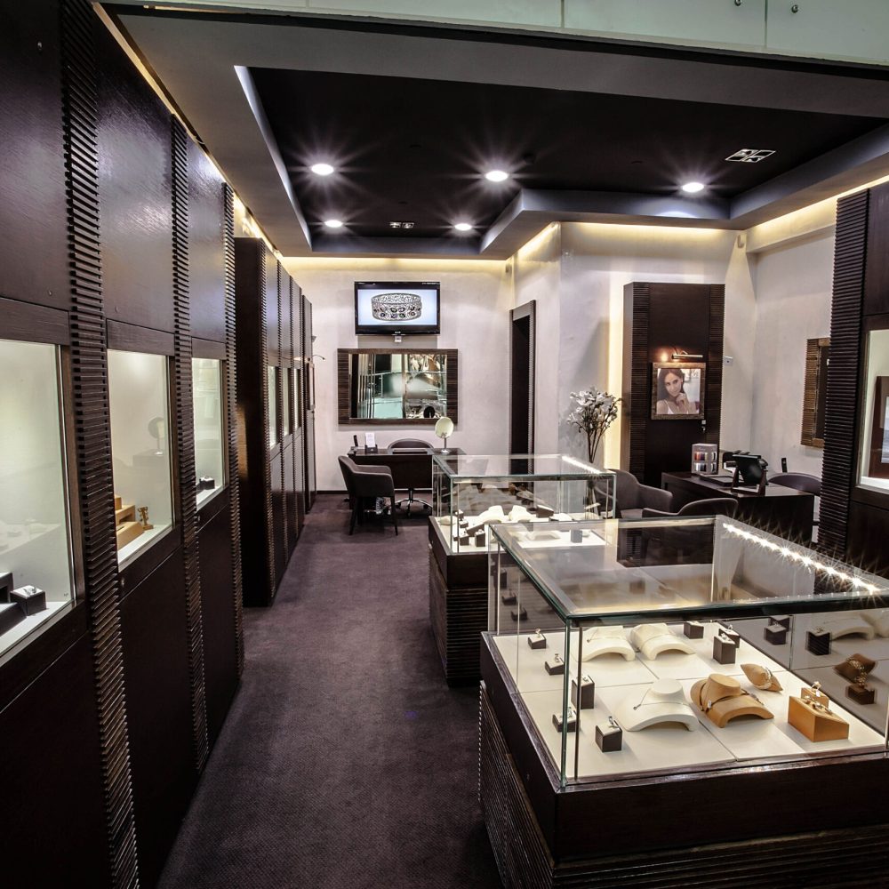Boutique-Mall-Recupere-scaled.jpg